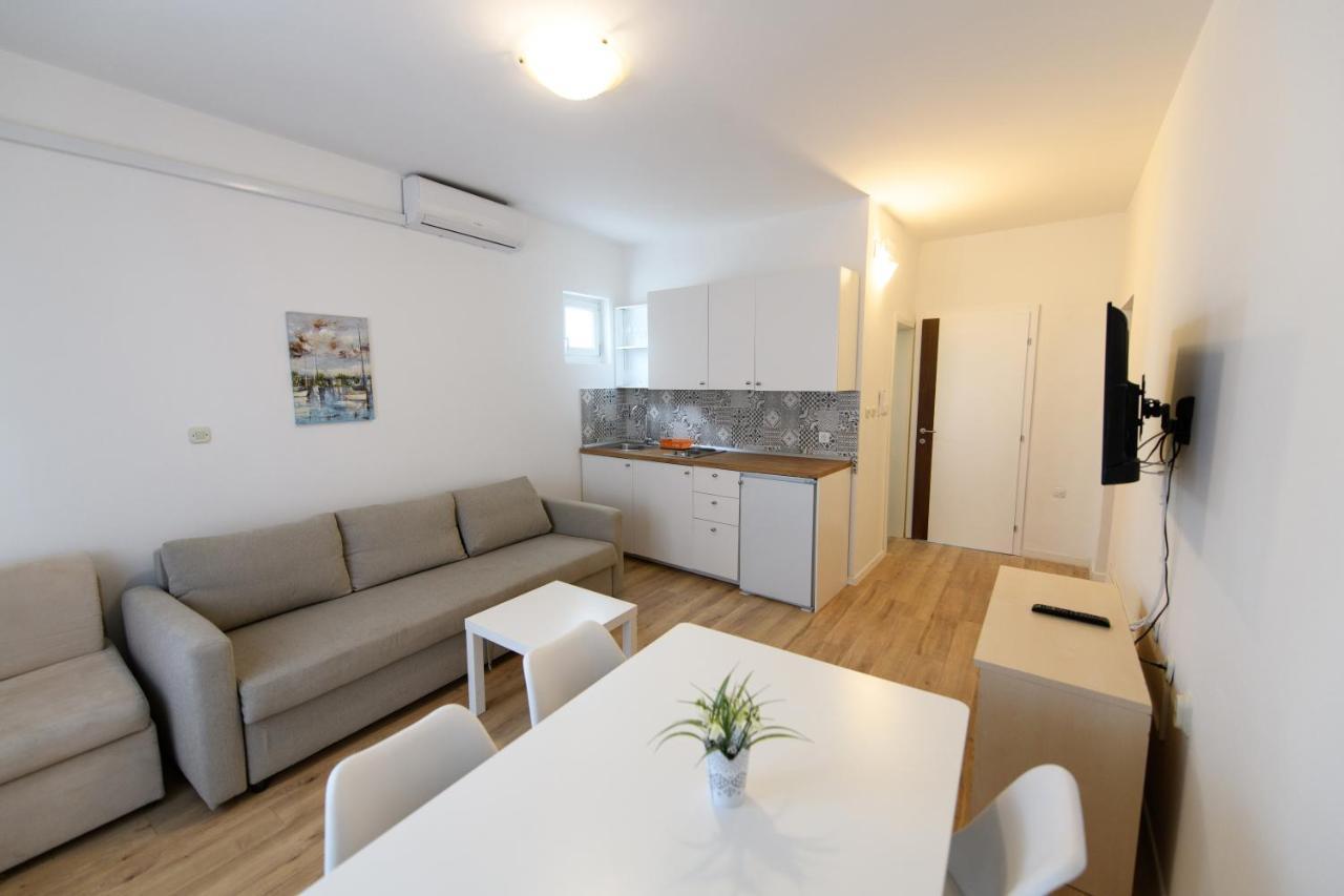Cozy Beach Apartments 마카르스카 외부 사진